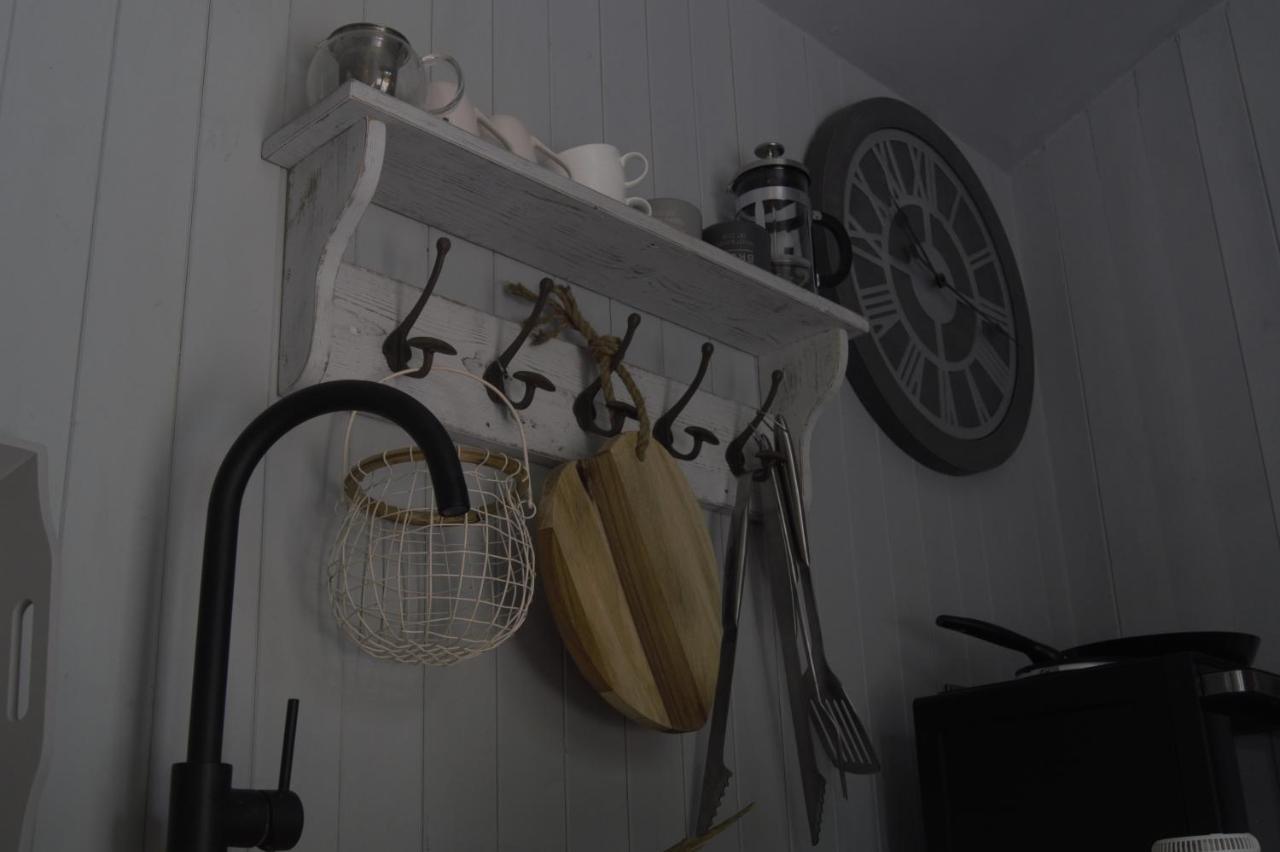 Nefoedd Romantic Shepherds Hut *